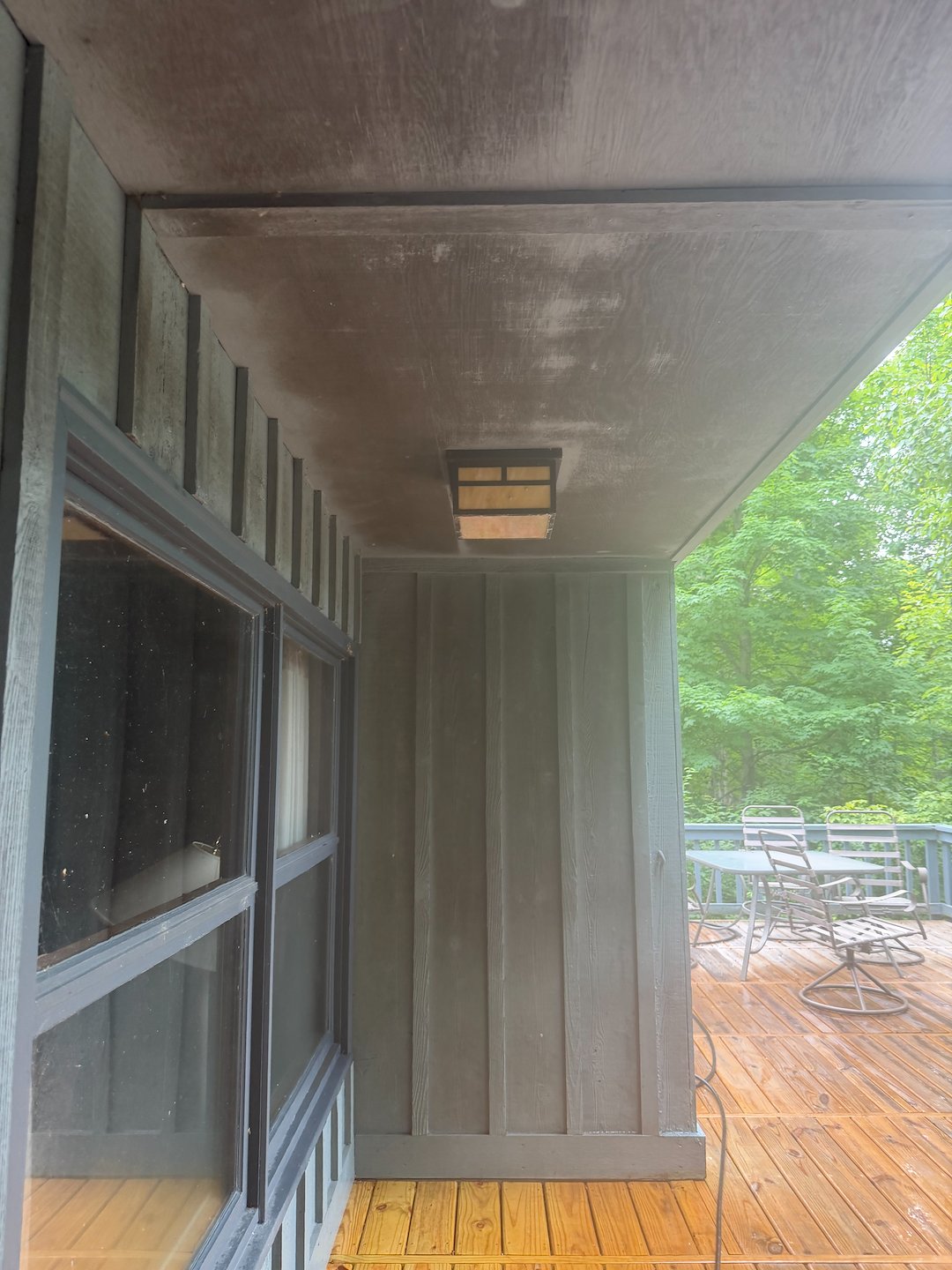 House washing in Bemidji, Minnesota removing black mold 