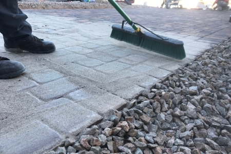 Paver cleaning sealing